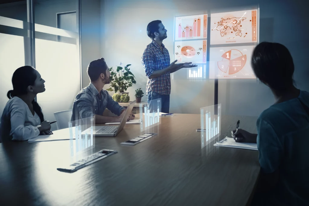 imagen compuesta de interfaz empresarial global Innovación en Monitoreo y Salud de Marca:nuestra apuesta para anticiparnos al futuro